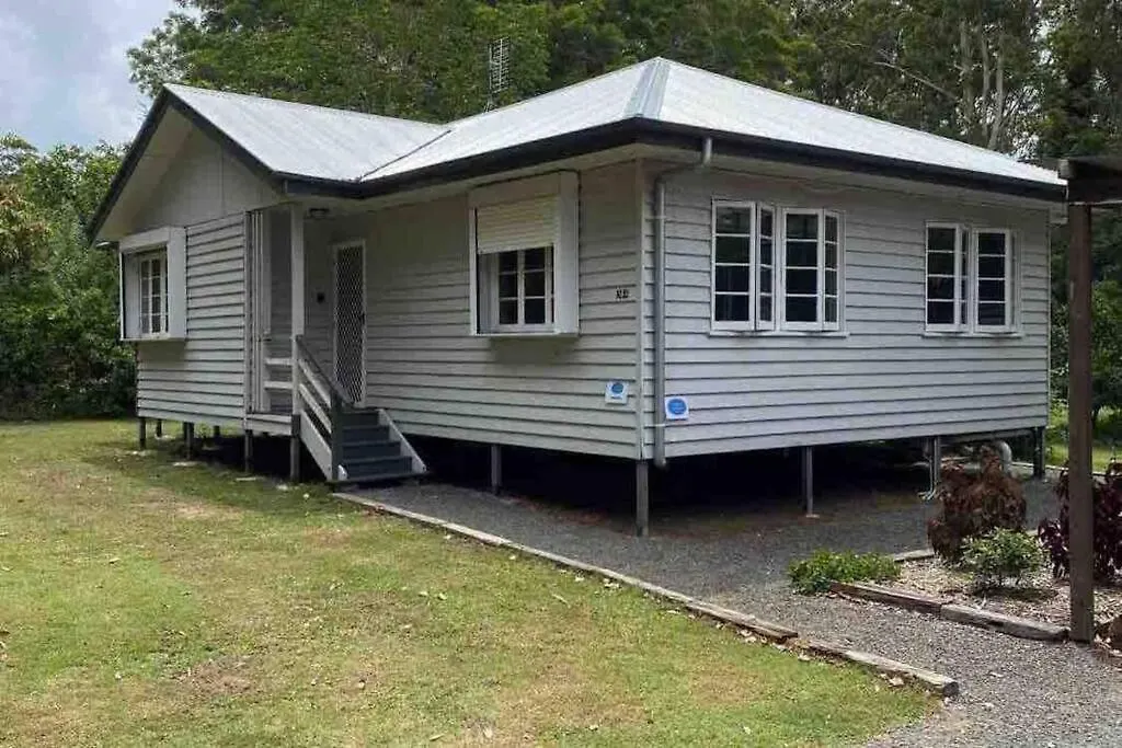 Coochin Cottage, Beerwah Holiday home